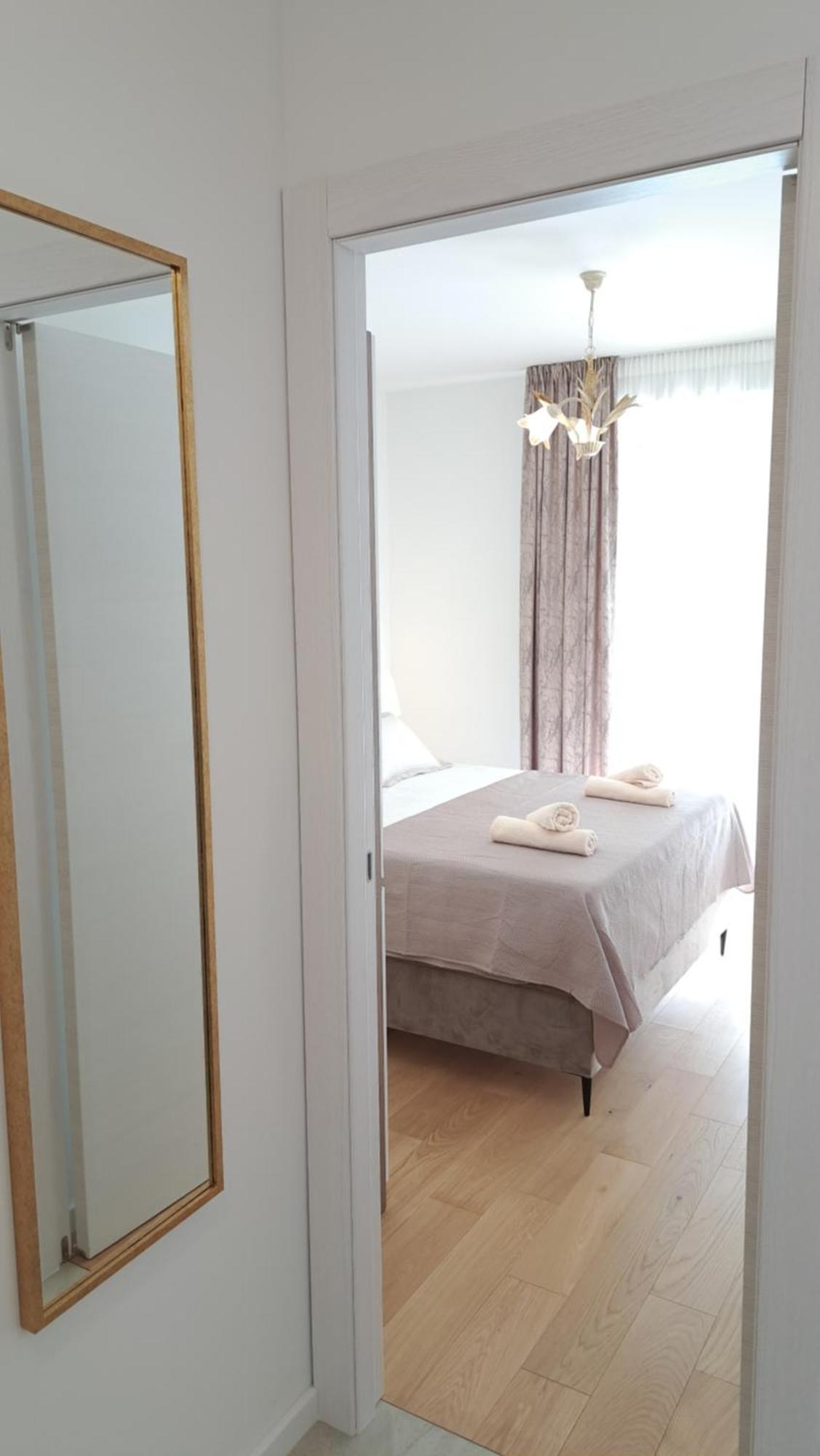 Apartman With Garden And Free Private Parking Split